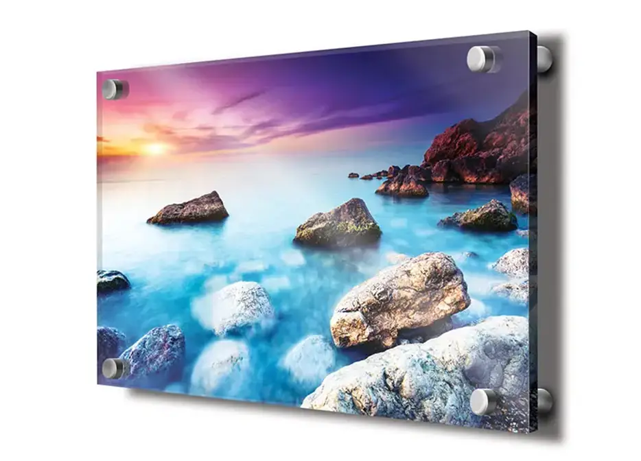 What are acrylic prints? Features, pros and cons