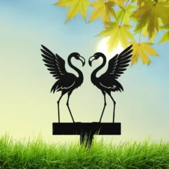 Black Steel Dramatic Flamingos Large Yard Art
