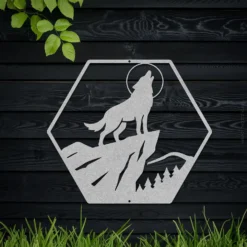 Hexagonal silver wolf howling at moon metal exterior wall decor
