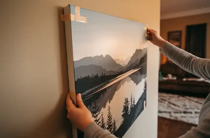 Sticking Canvas Art on wall without Damage